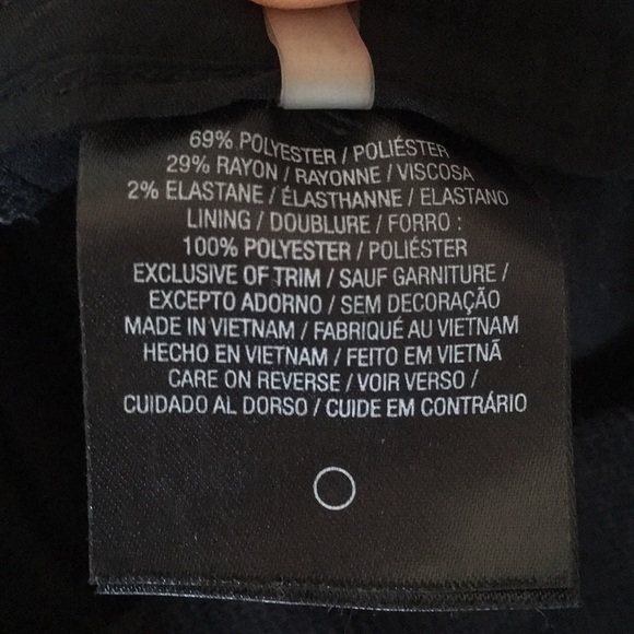 T Tahari amber cropped black pants - Picture 7 of 8